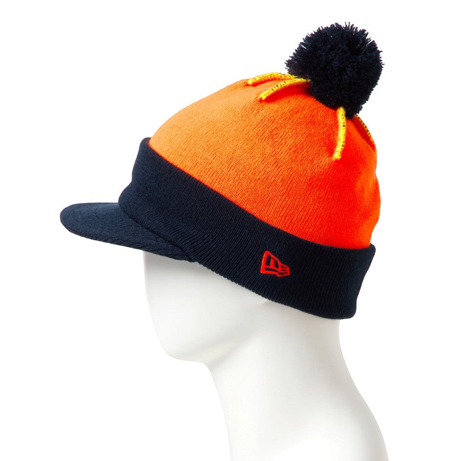 NEW ERA バイザーニット ポンポン Powered by GORO MIN-NANO ネオンオレンジ/ネイビー マネキン着用 左向き 15175393