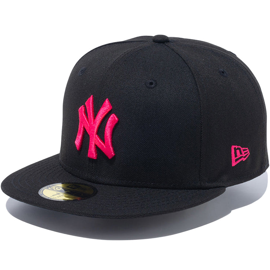 NEW ERA 59FIFTY ニューヨーク・ヤンキース ブラック×ストロベリー 左斜め