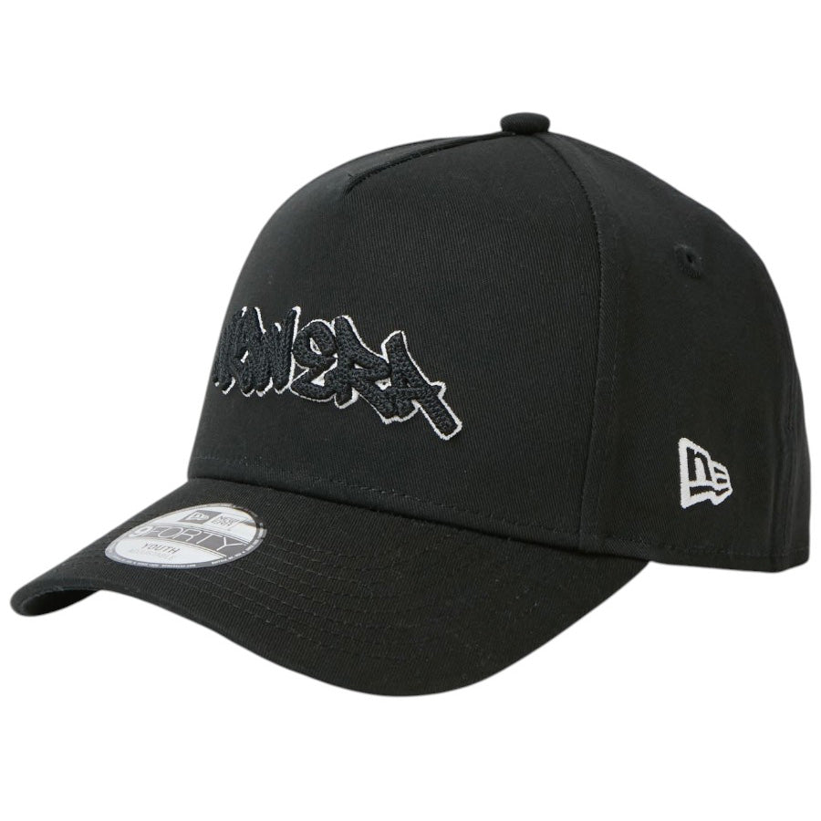 NEW ERA Youth 9FORTY A-Frame Tagging Logo キッズ キャップ ブラック 左斜め向き 15124984