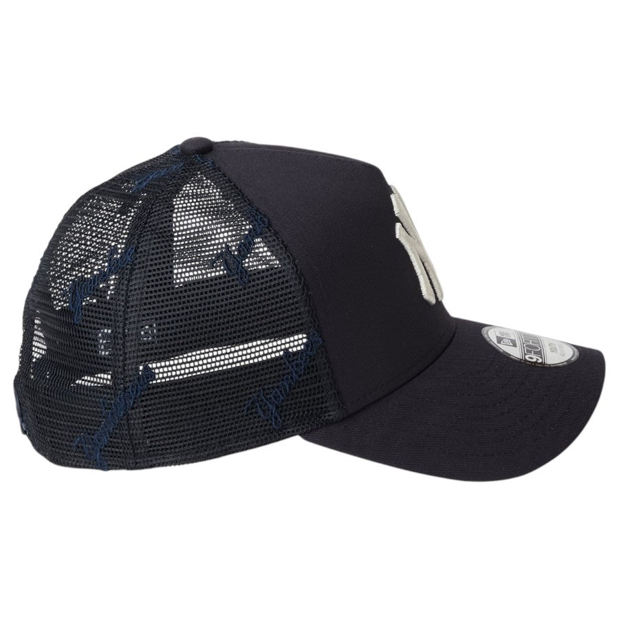 NEW ERA キッズ Youth 9FORTY A-Frame トラッカー ヤンキース ネイビー 右向き画像