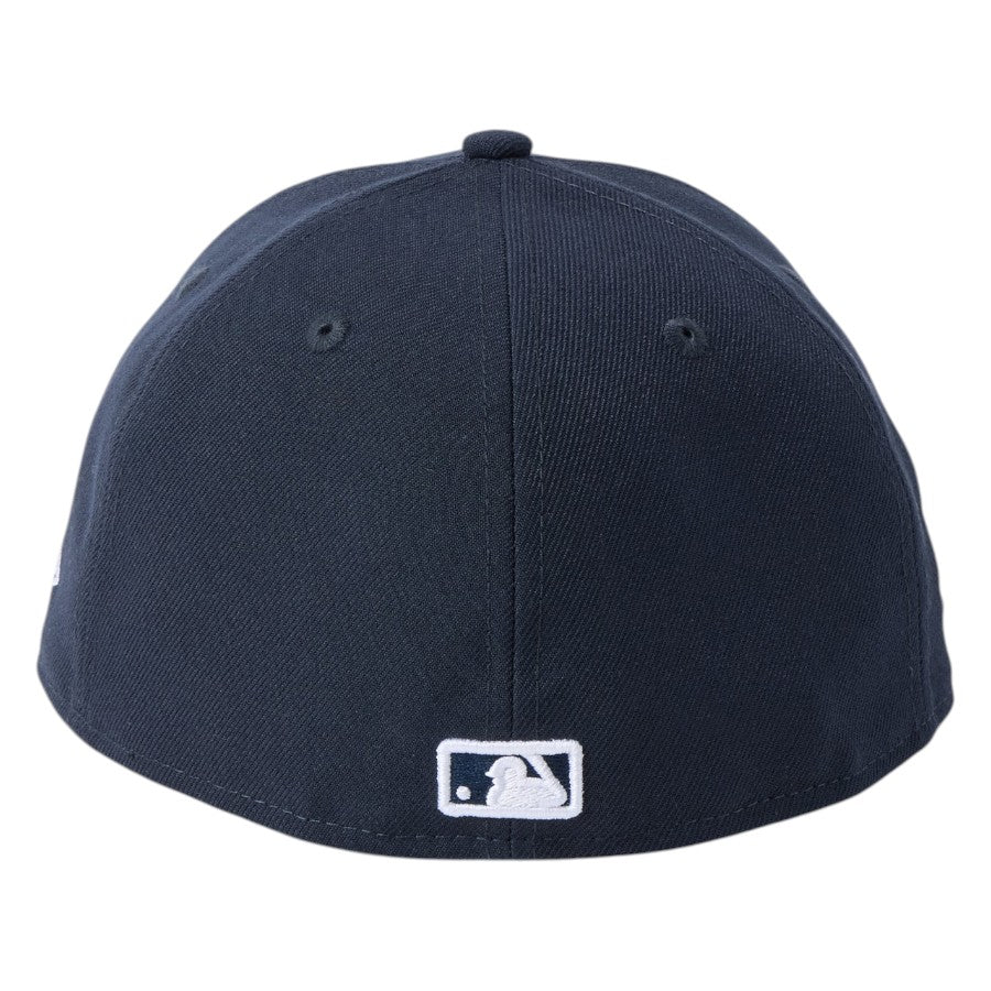 NEW ERA キャップ 背面デザイン