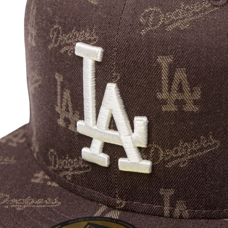 NEW ERA ドジャース ロゴ刺繍ディテール