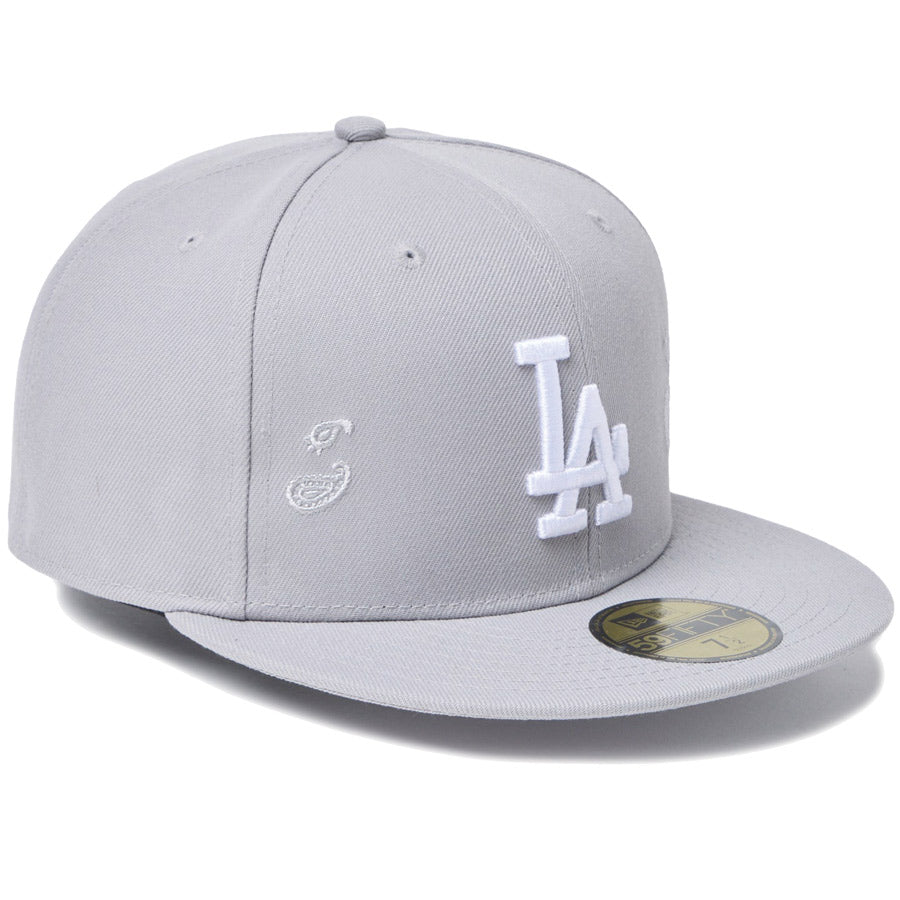 NEW ERA（ニューエラ）59FIFTY ペイズリー刺繍 右斜め