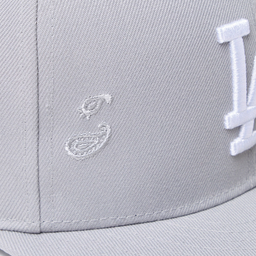 NEW ERA（ニューエラ）ペイズリー刺繍 右パネル