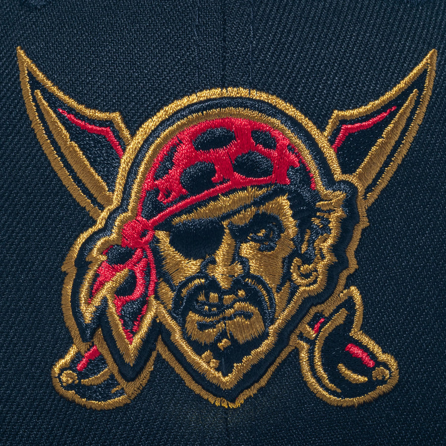 NEW ERA パイレーツロゴ 刺繍ディテール