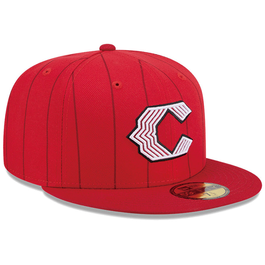 NEW ERA レッズ キャップ 右斜めスタイル