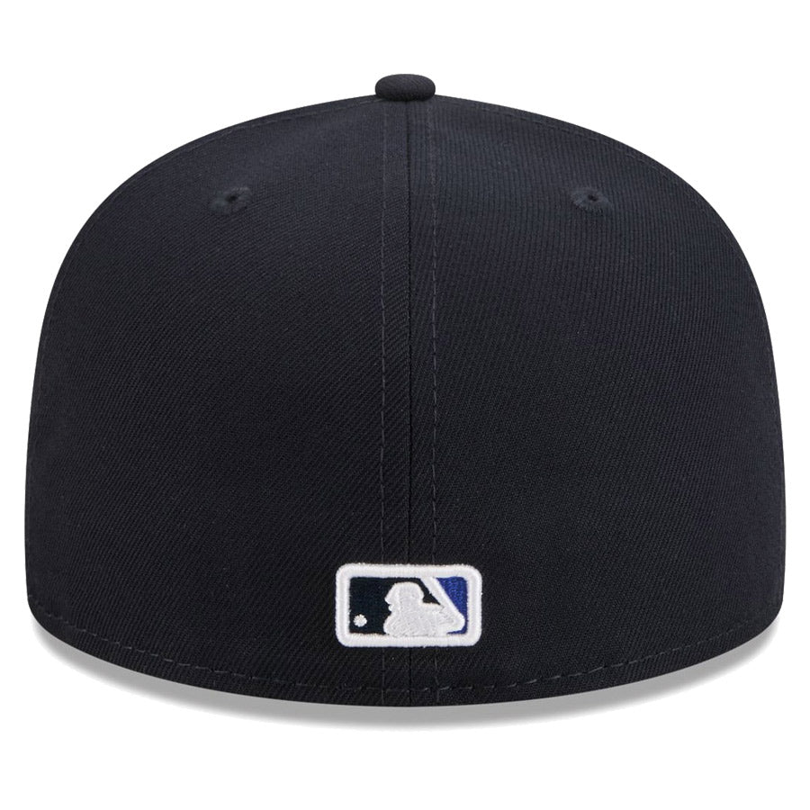 NEW ERA キャップ 背面デザイン