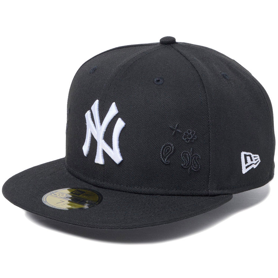 NEW ERA（ニューエラ）59FIFTY ヤンキース ペイズリー刺繍 左斜め