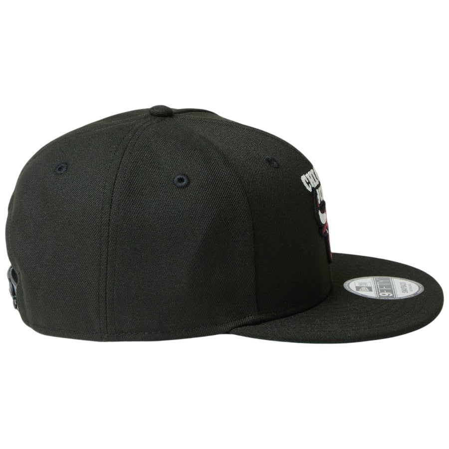 NEW ERA キャップ ブラック 側面