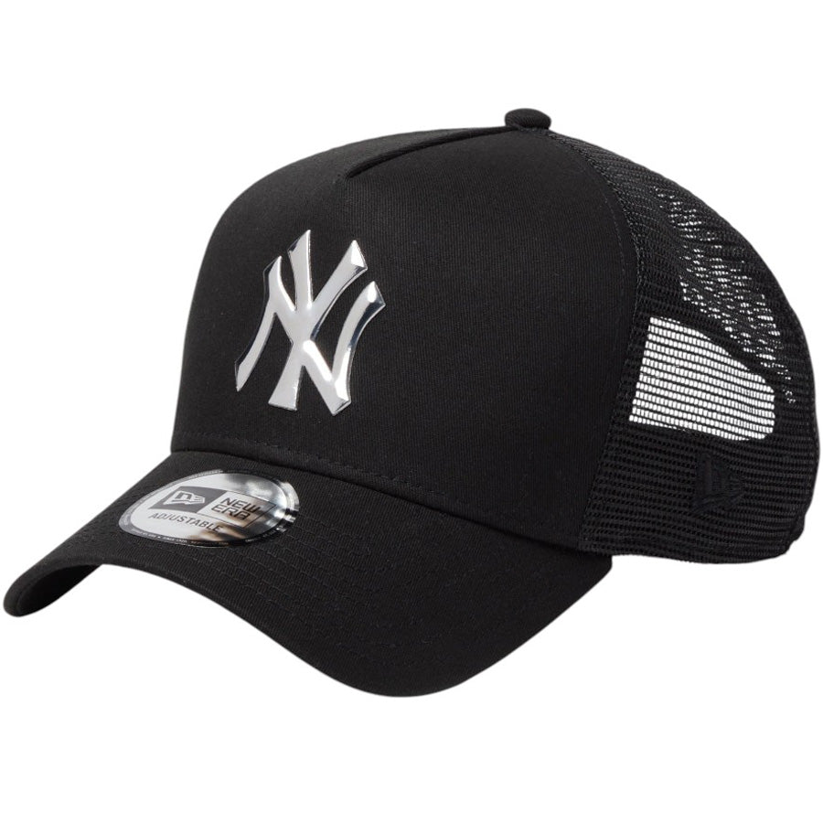 NEW ERA ヤンキース キャップ 左斜めスタイル