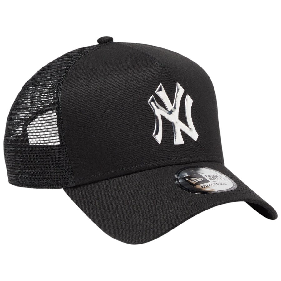 NEW ERA ヤンキース キャップ 右斜めスタイル