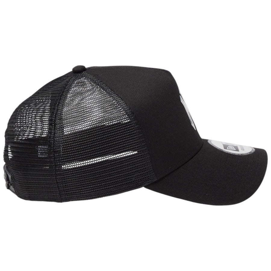 NEW ERA キャップ 右側面デザイン