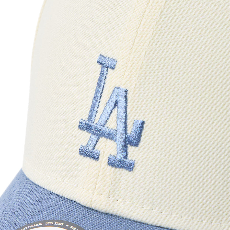 NEW ERA ドジャース ロゴ刺繍ディテール