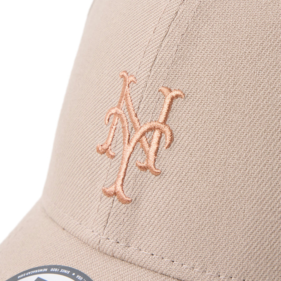 NEW ERA メッツ ロゴ刺繍ディテール