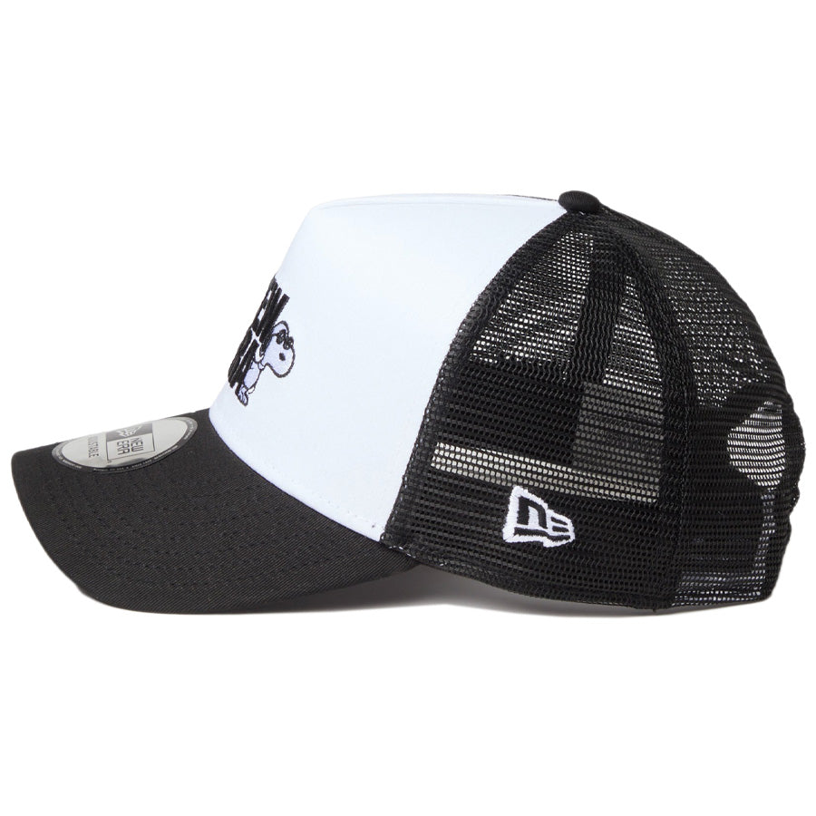NEW ERA キャップ ブラックホワイト 側面