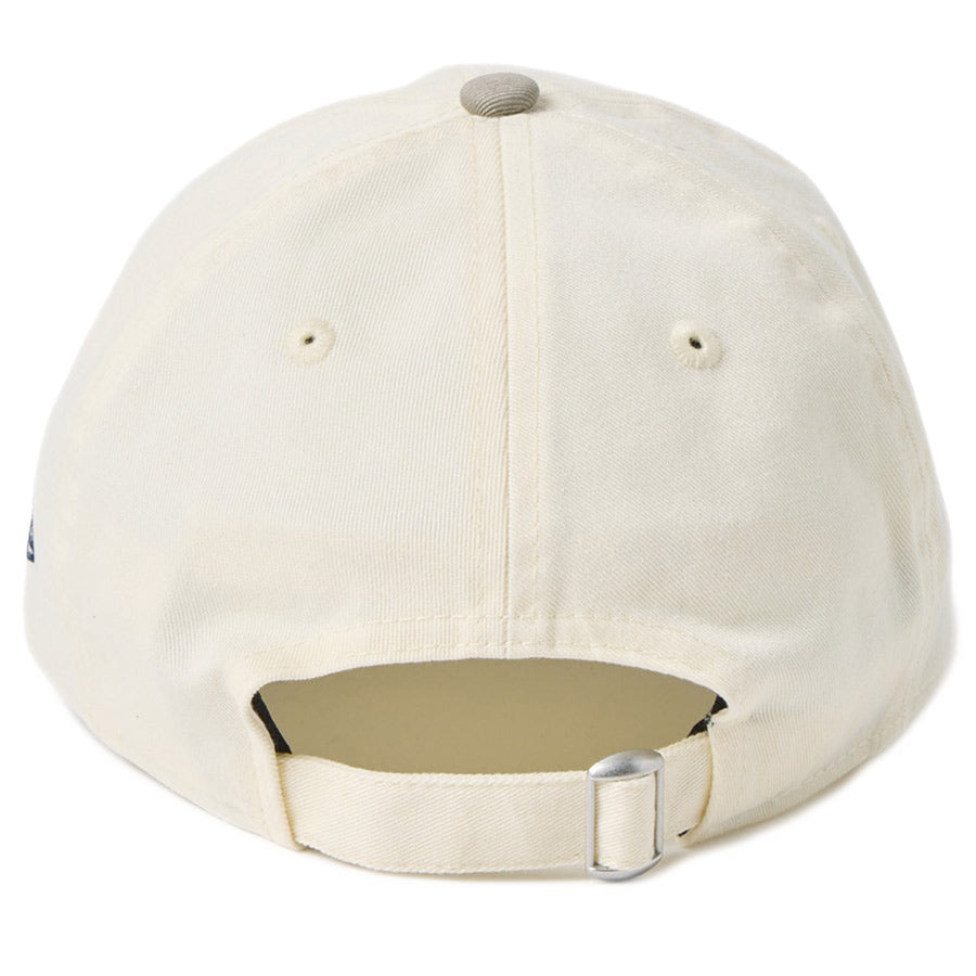 NEW ERA（ニューエラ）9FORTY ストラップ クロームペブル 後ろ