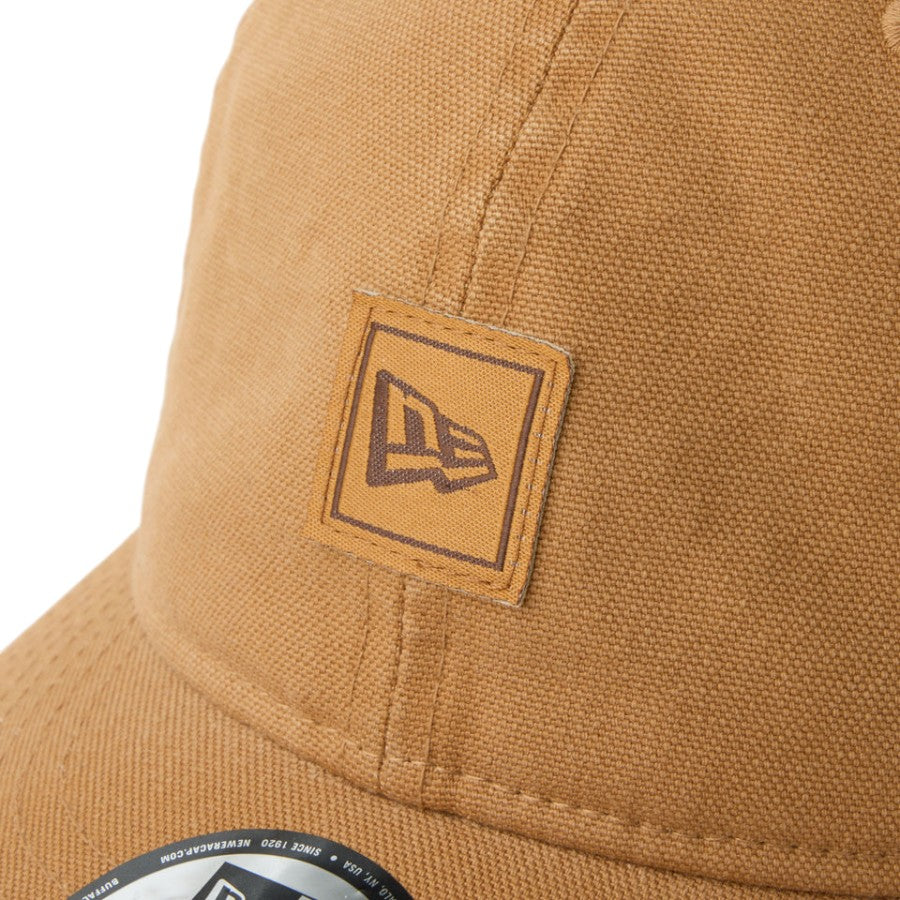 NEW ERA 9THIRTY フラッグロゴ ウーブンパッチ ライトブロンズ ロゴ詳細