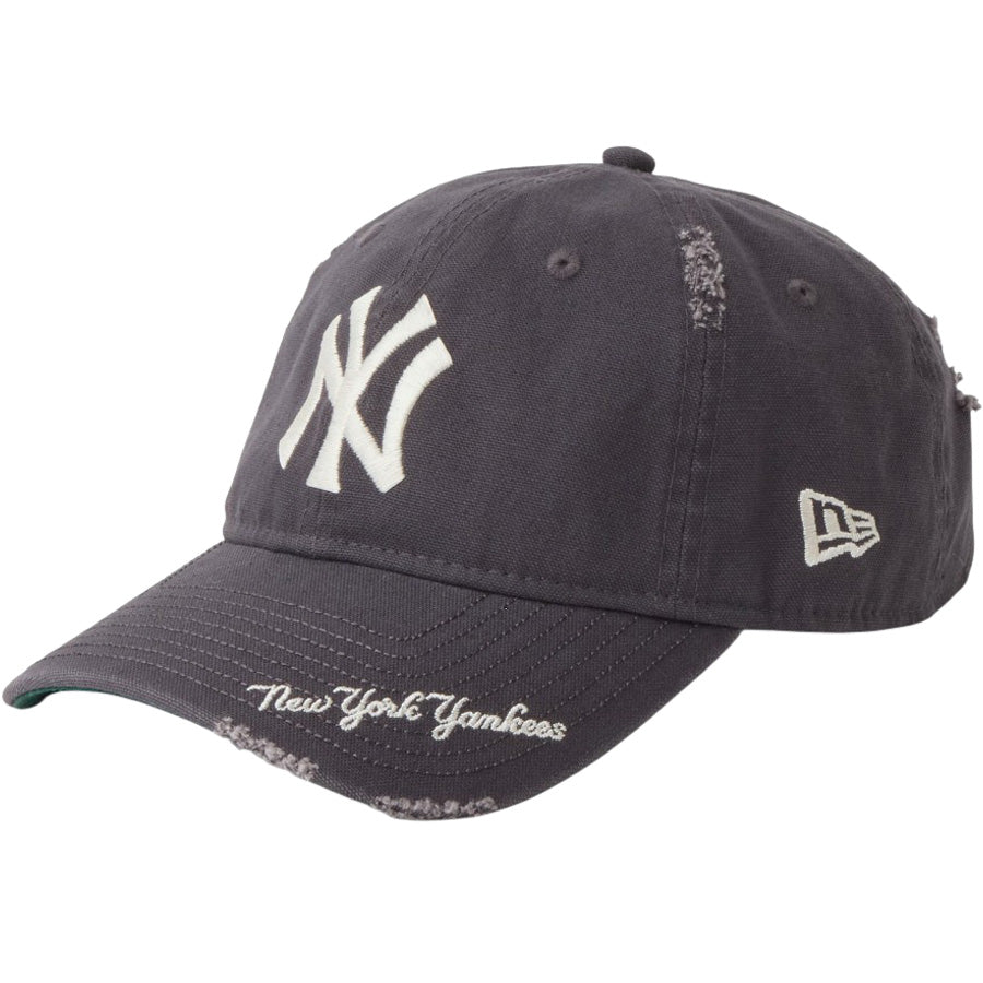 NEW ERA 9TWENTY ヤンキース グラファイト 左斜めスタイル