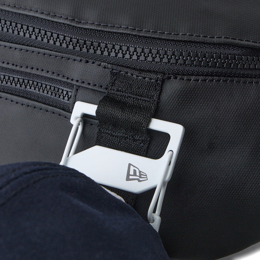 NEW ERA（ニューエラ）ウエストバッグ 2L ブラックTPU 14750836