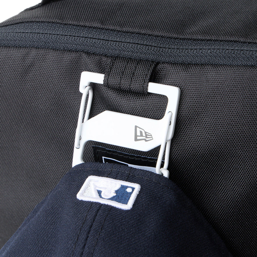 NEW ERA シューケース Cap Clip装着例