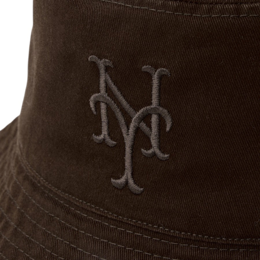 NEW ERA メッツ ロゴ刺繍ディテール