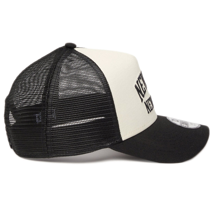 NEW ERA キッズキャップ 右側面