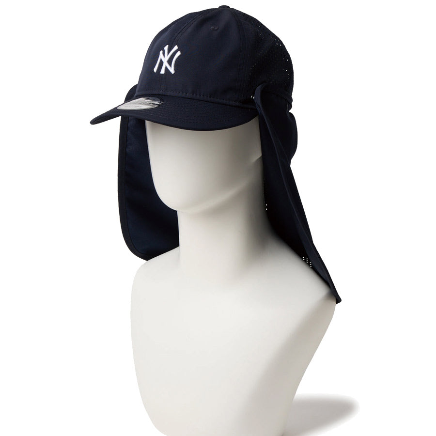 NEW ERA 9THIRTY Pro Light ヤンキース マネキン着用 左斜め
