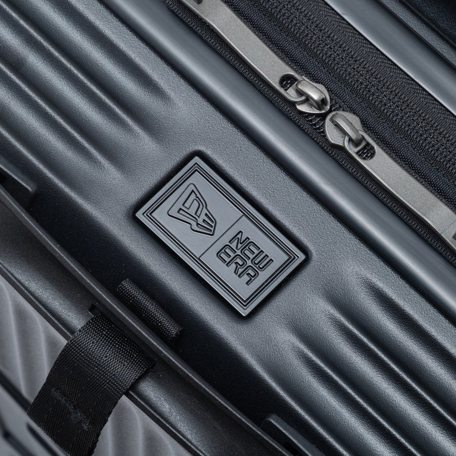 NEW ERA フラッグロゴ エンボス