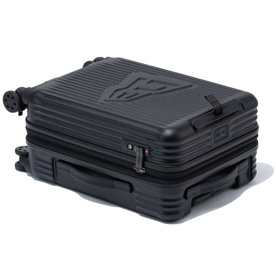 NEW ERA キャリーケース 全体