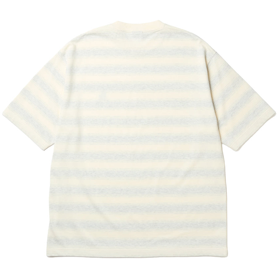 NEW ERA ボーダーTシャツ 背面デザイン