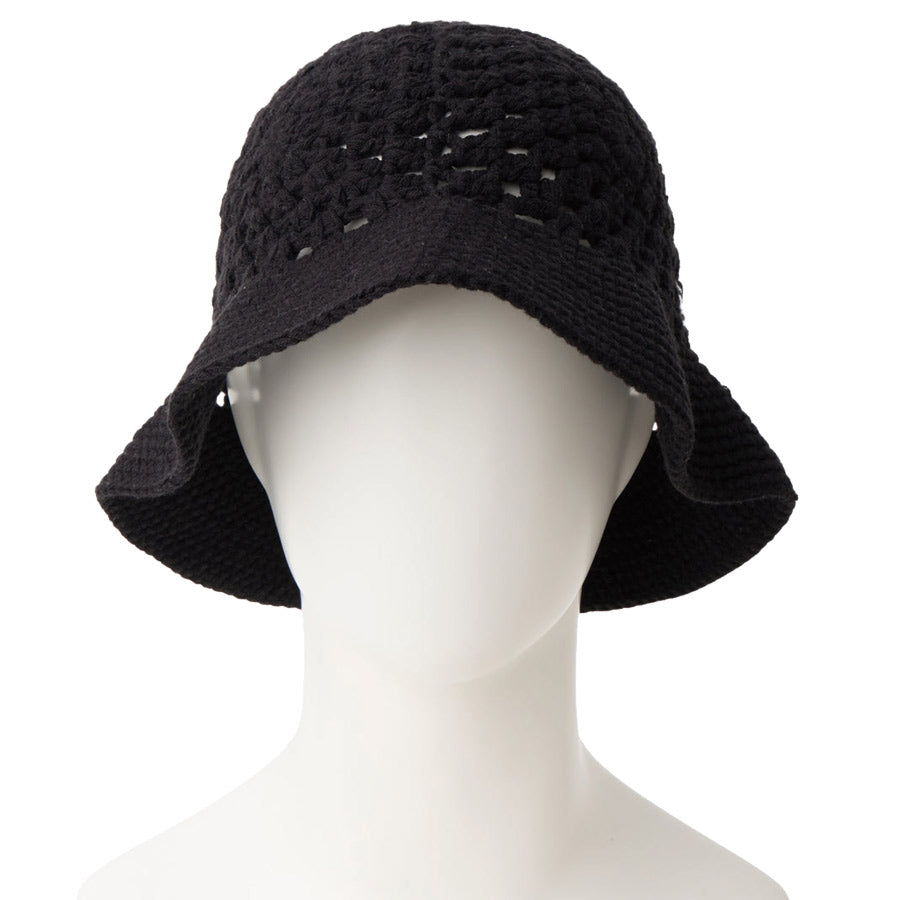 NEW ERA（ニューエラ） バケットハット ブラック 着用 正面