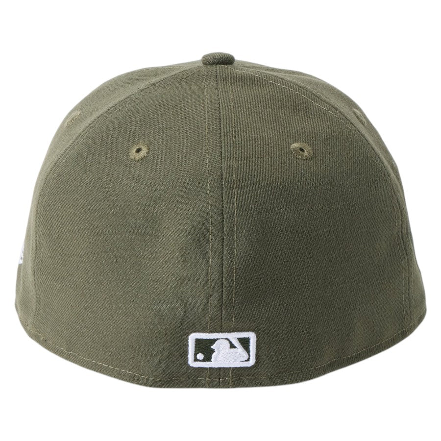 NEW ERA キャップ 背面