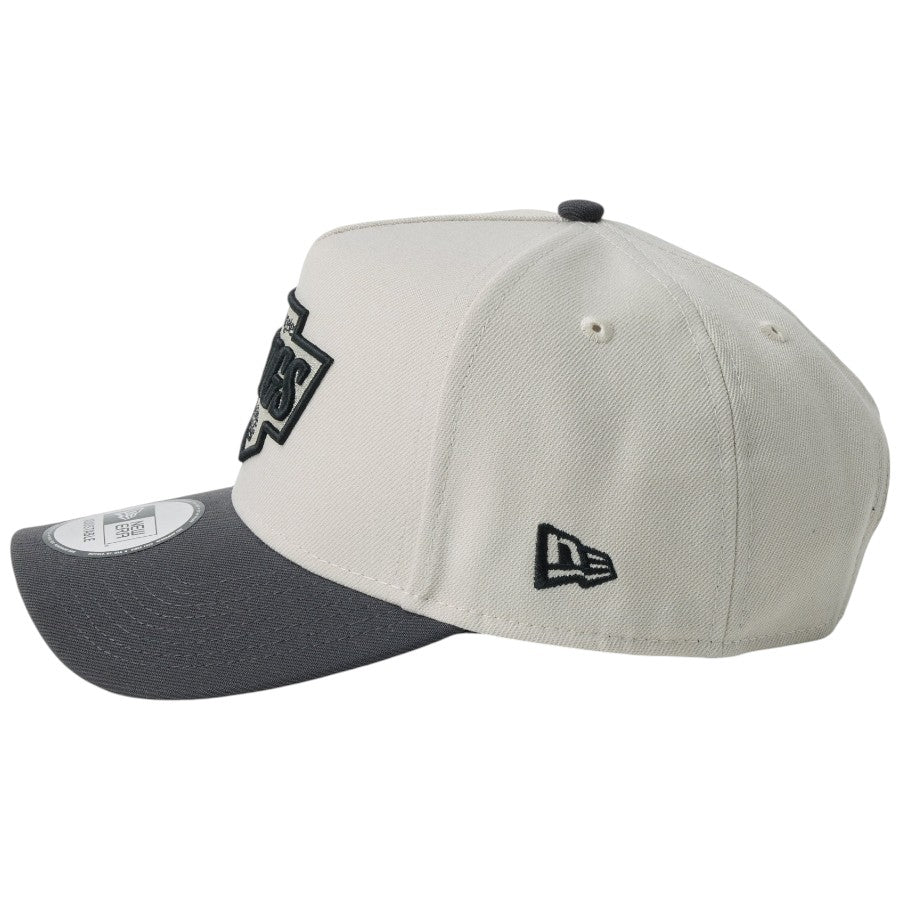 NEW ERA 9FORTY A-Frame NEフラッグロゴ刺繍ディテール