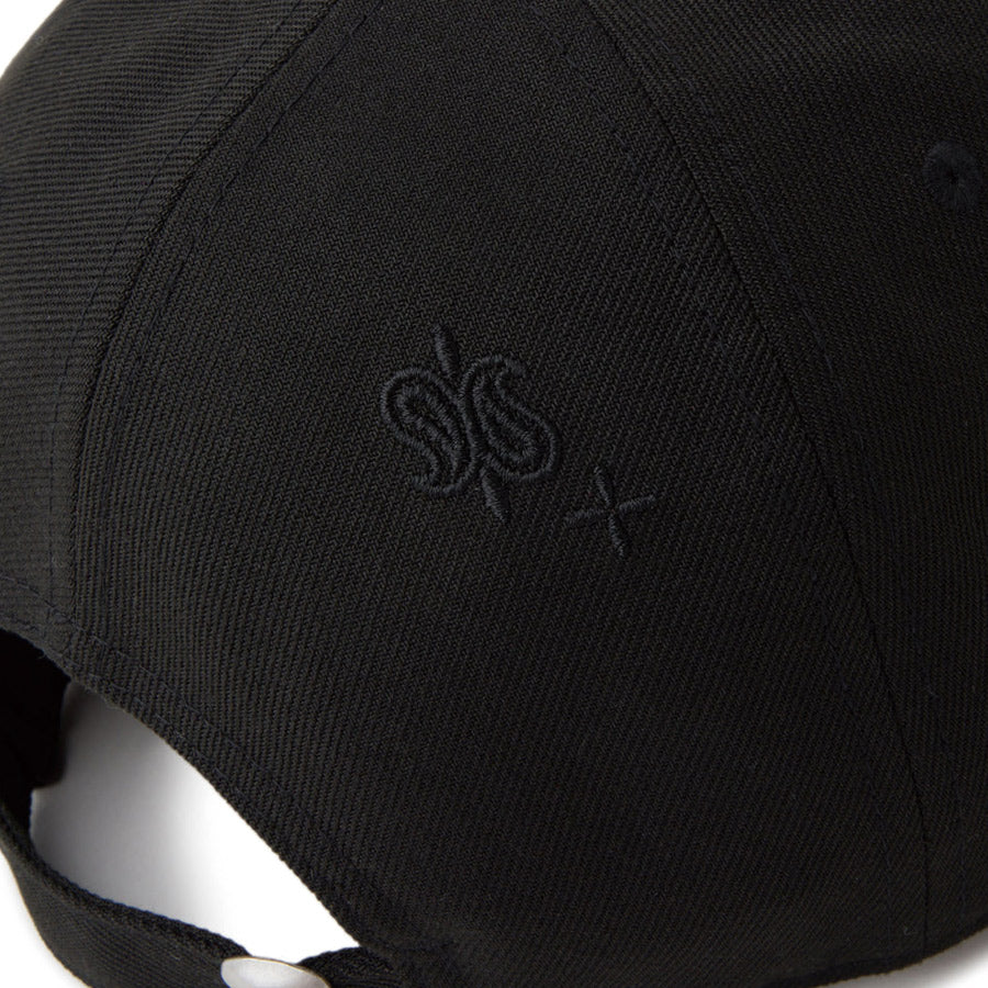 NEW ERA（ニューエラ）ペイズリー刺繍 背面パネル 詳細