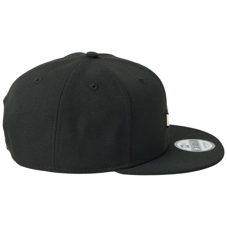 NEW ERA 9FIFTY Metal Plate 右側面デザイン