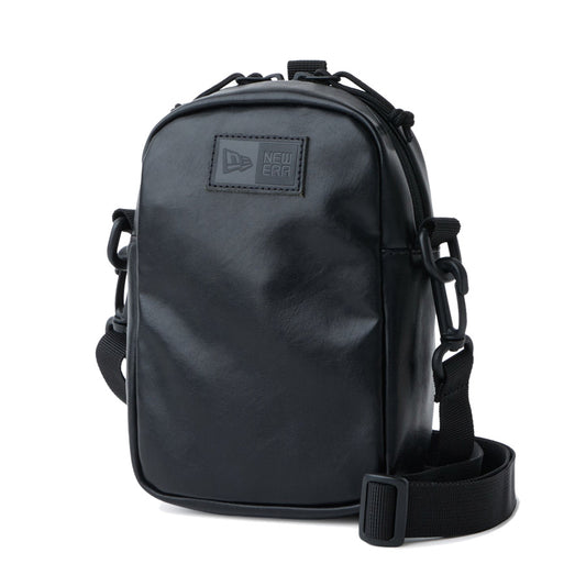 NEW ERA（ニューエラ）ショルダーポーチ 1.7L シンセティックレザー ブラック