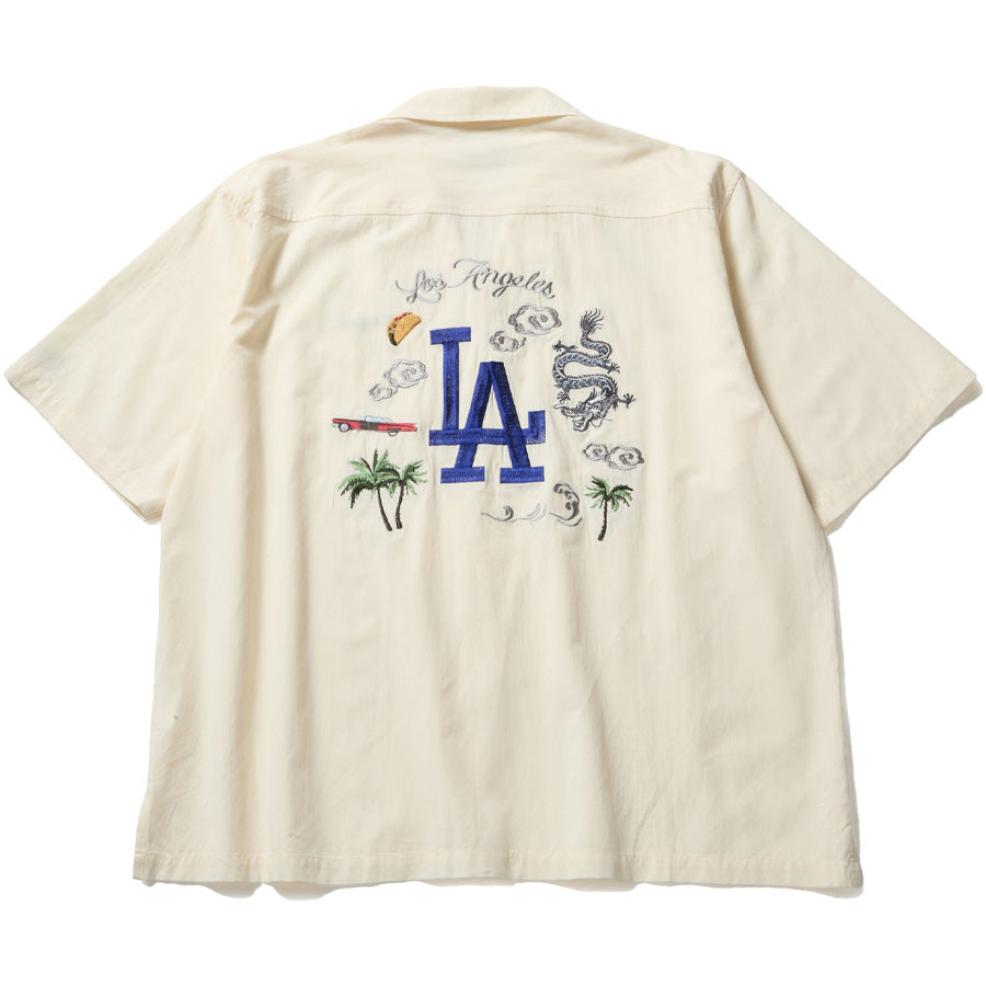 NEW ERA ドジャース 半袖シャツ 背面平置き