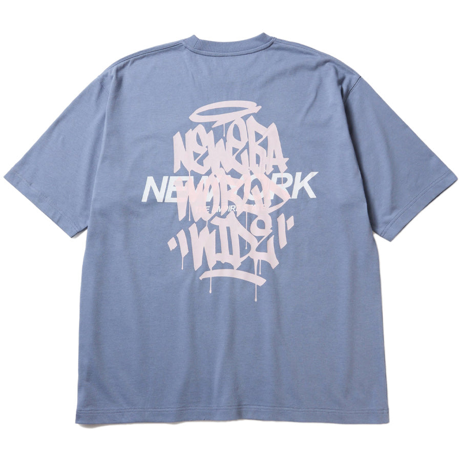 NEW ERA Tagging Tシャツ スレート 背面