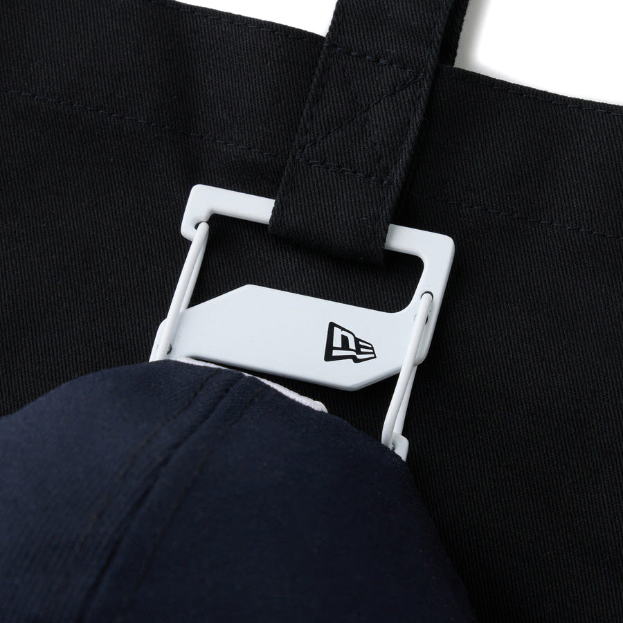 NEW ERA トートバッグ Cap Clip Mini装着例 ブラック