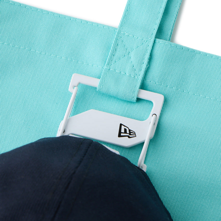 NEW ERA トートバッグ Cap Clip Mini装着例 ブルーティント