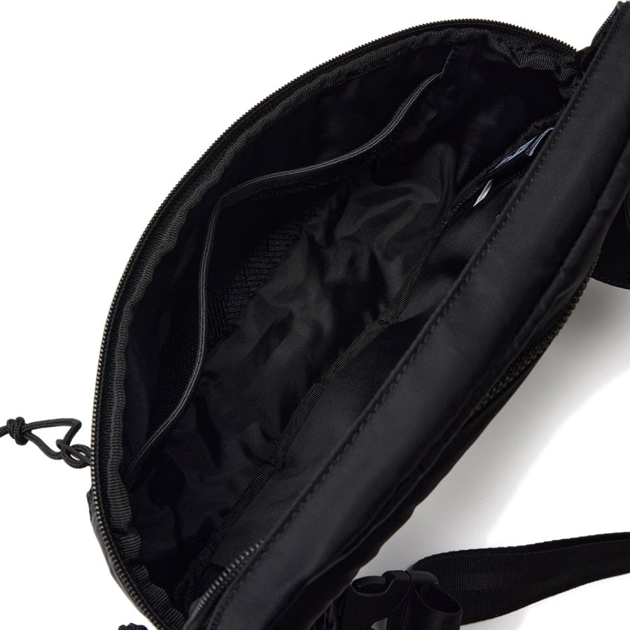 NEW ERA ウエストバッグ 内部ポケット