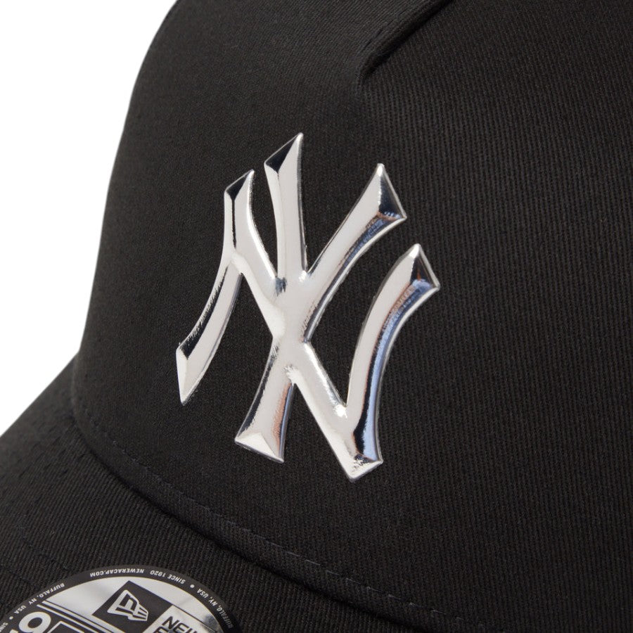 NEW ERA TPUロゴ ヤンキース キャップ ディテール