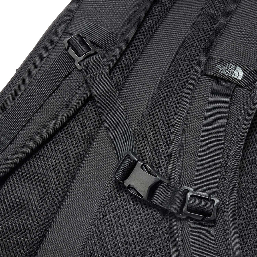 THE NORTH FACE リープ20 デイパック ブラック 23L