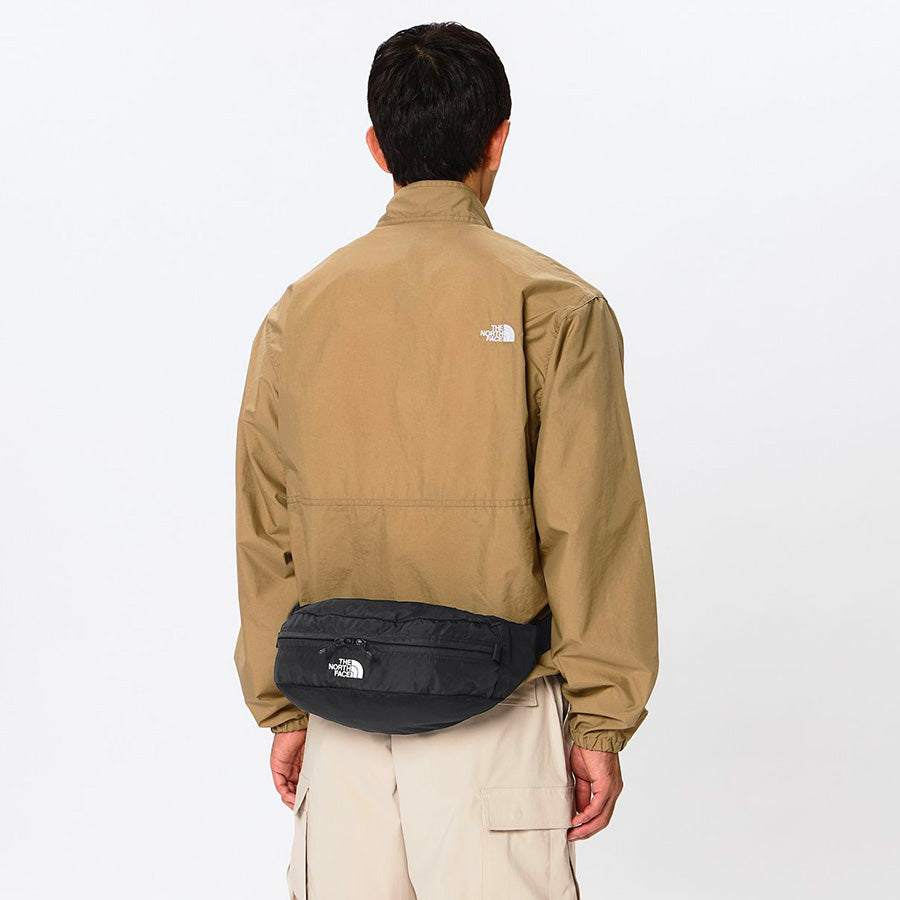THE NORTH FACE スウィープ ウエスト着用