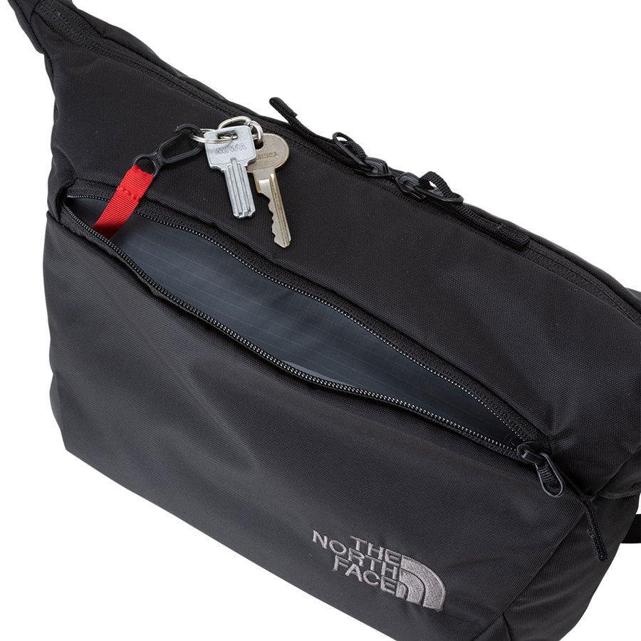 THE NORTH FACE 外側ポケット キーフック