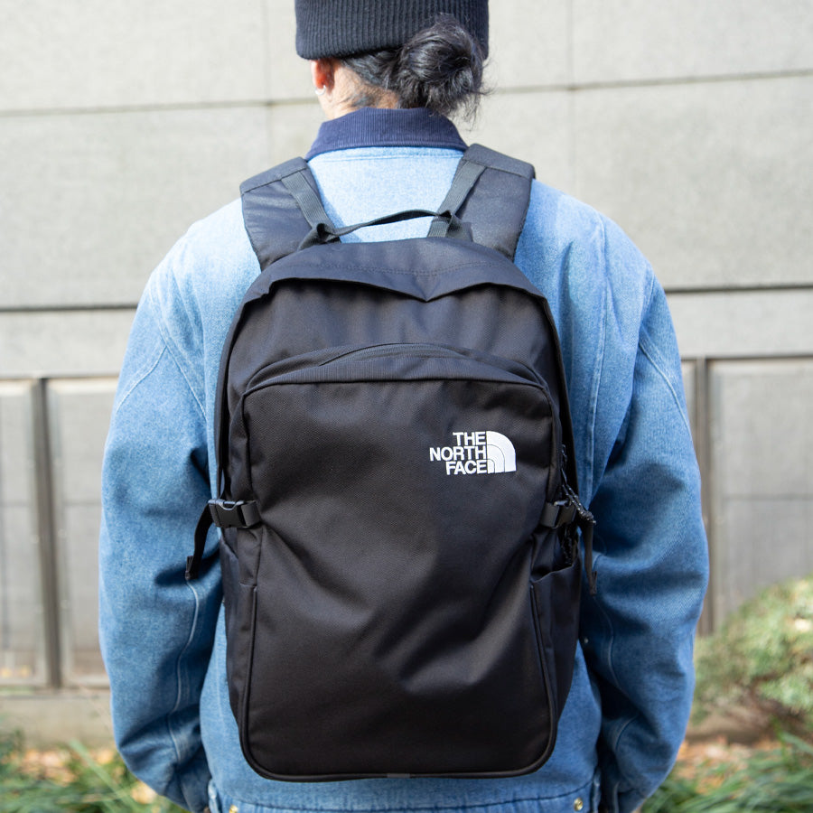 THE NORTH FACE ボルダーデイパック 着用