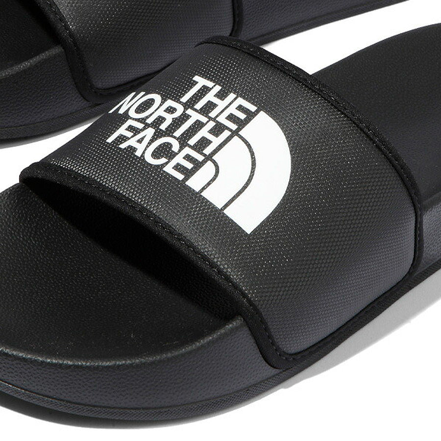 THE NORTH FACE ベース キャンプ スライド III ストラップロゴプリント詳細