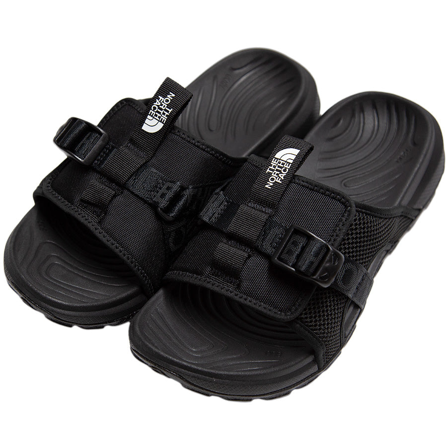 THE NORTH FACE サンダル ブラック 左斜め 両足