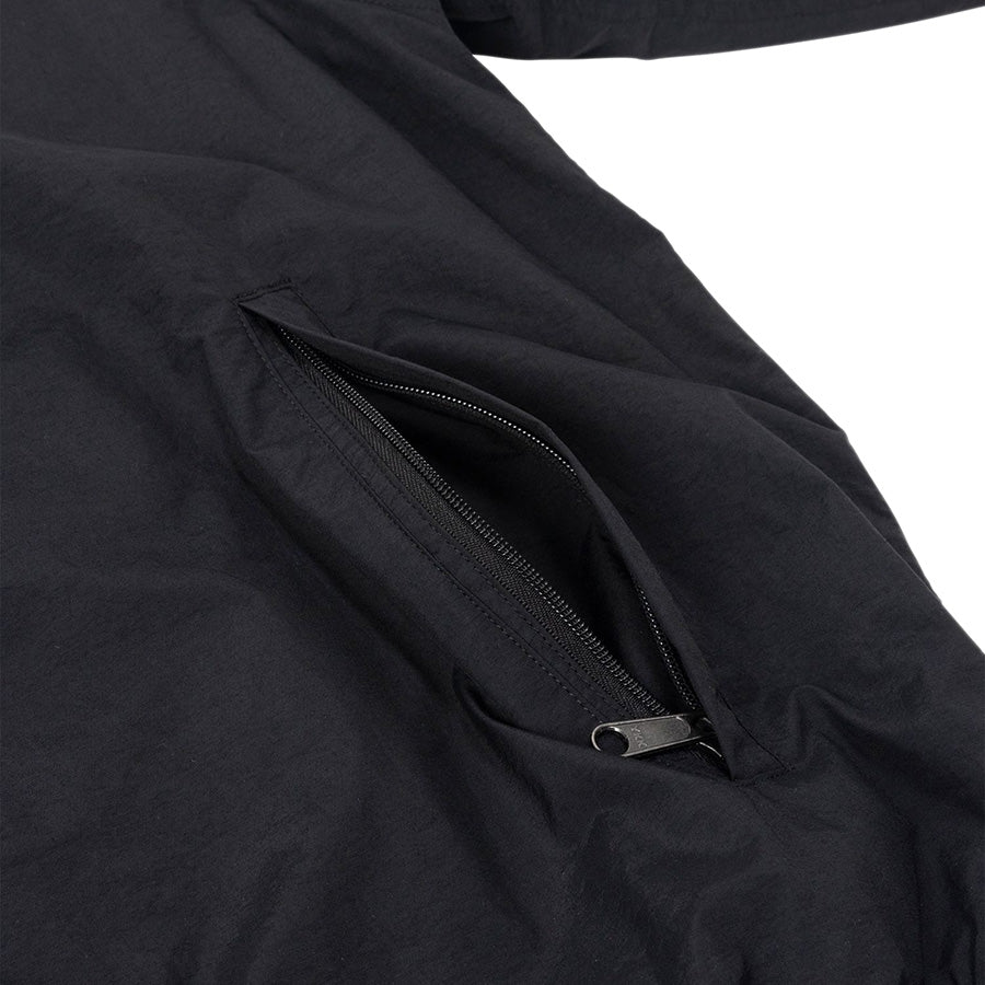 THE NORTH FACE コンパクトノマドブルゾン ブラック ジッパー付きサイドポケット NP72532