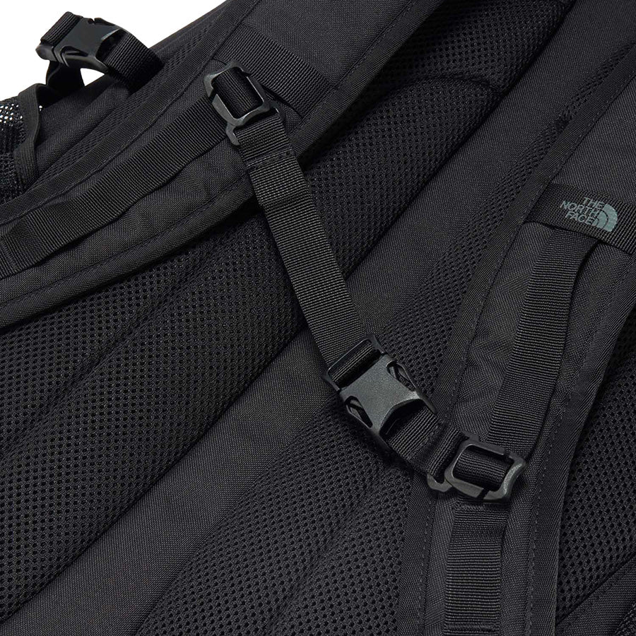 THE NORTH FACE リープ30 デイパック ブラック 32L
